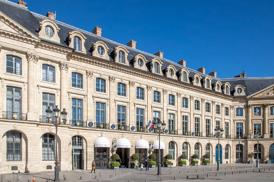 10 Best Hotels in Paris