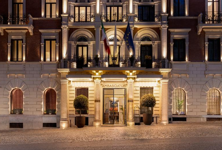 10 Best Hotels in Rome