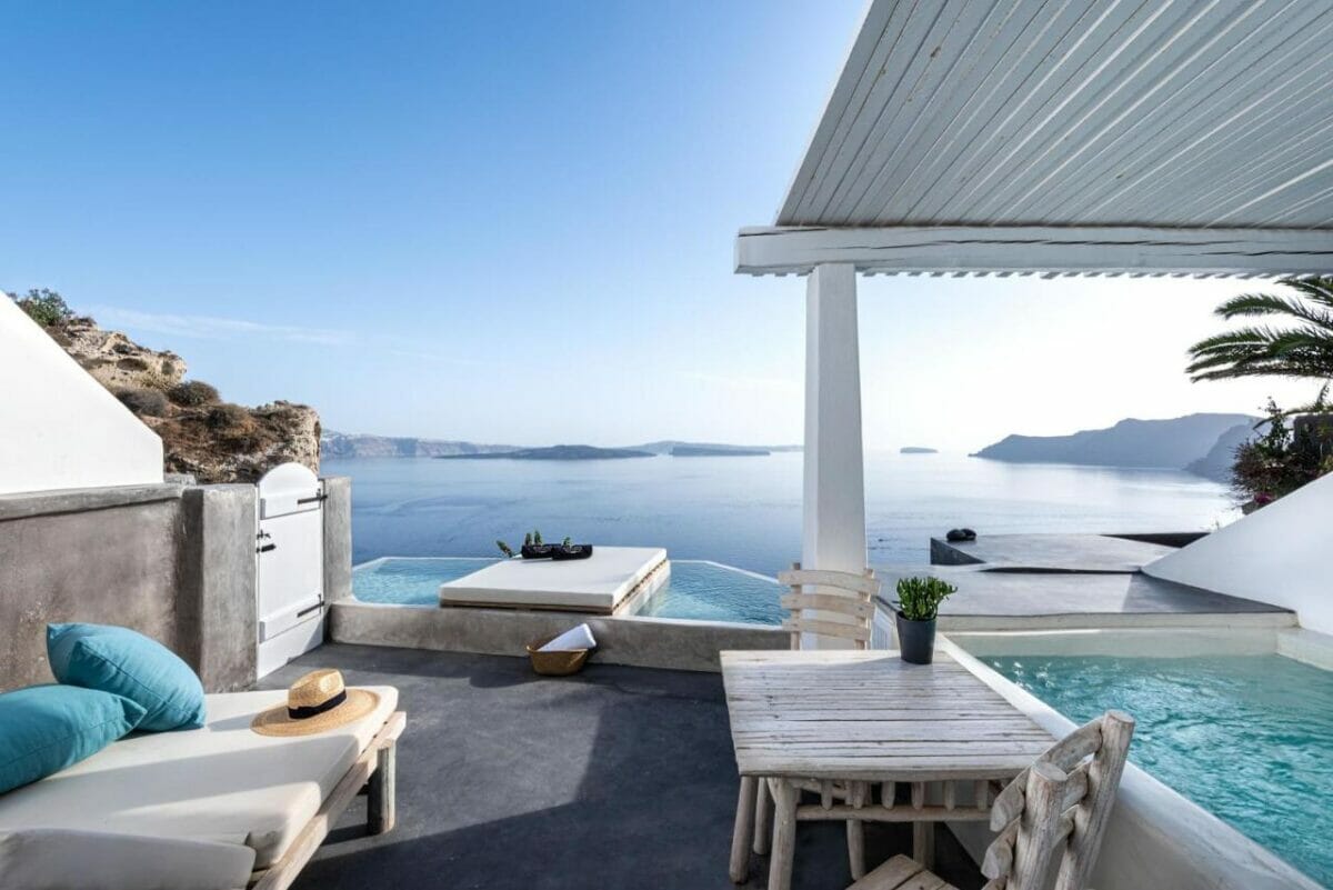 Caldera hotels santorini affordable rooms price check see Caldera hotels santorini affordable rooms price check see