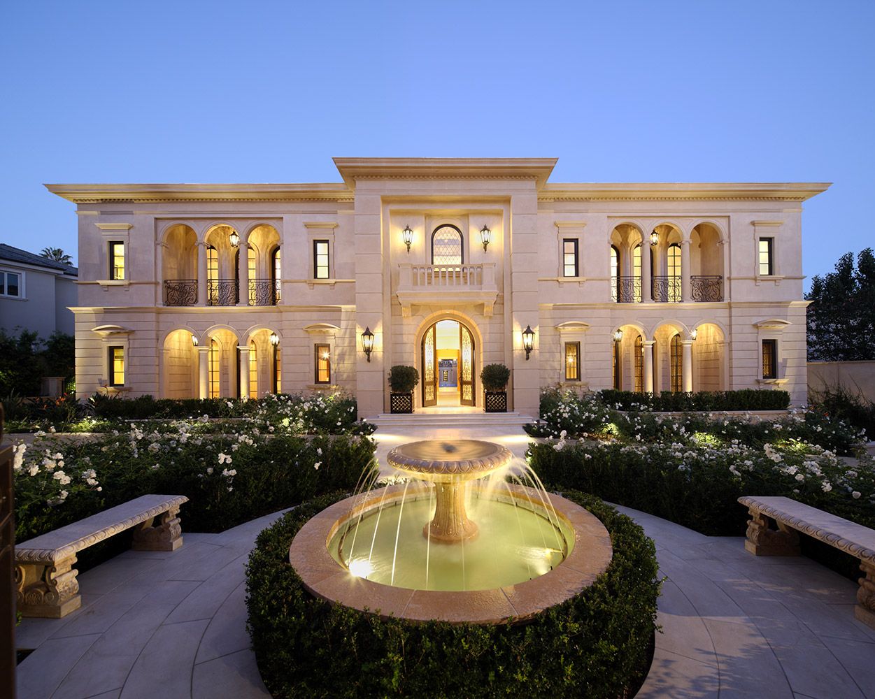 Luxury House with Outdoor Swimming Pool at Night